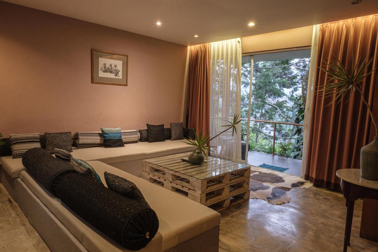 למבאנג Ruth'S Bed & Breakfast מראה חיצוני תמונה