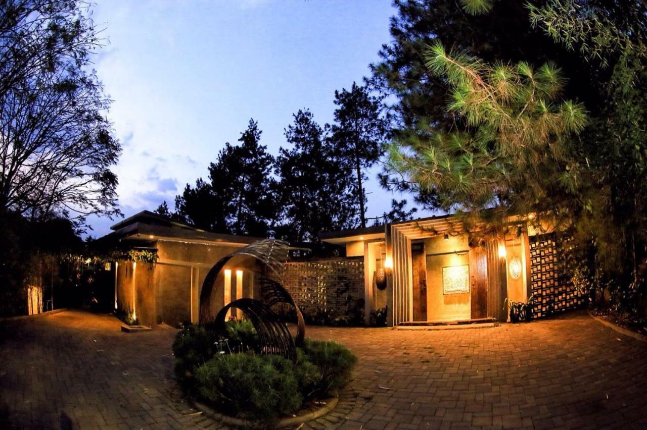 למבאנג Ruth'S Bed & Breakfast מראה חיצוני תמונה